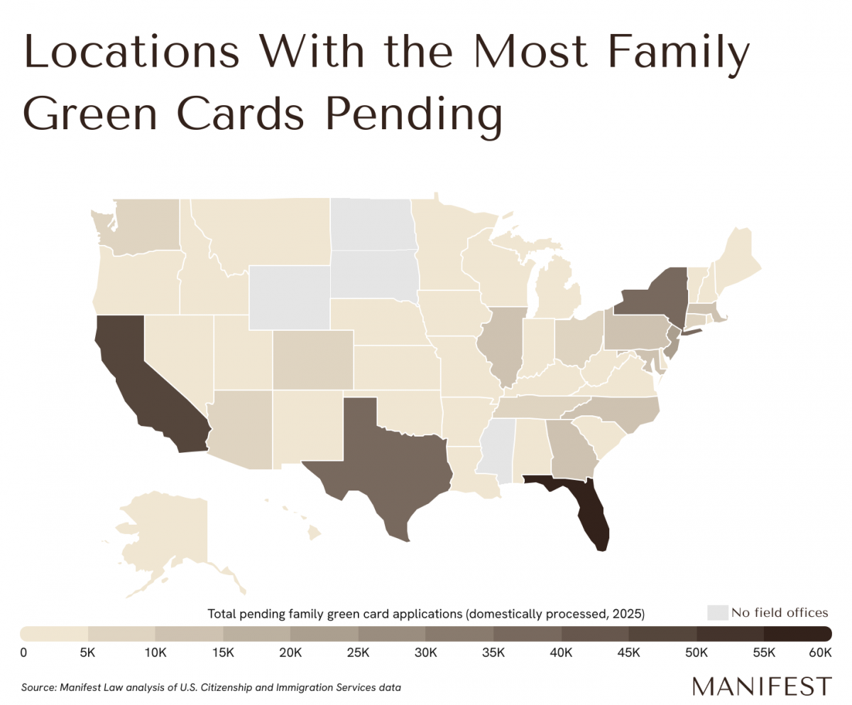 Carte des États-Unis montrant quels États ont le plus de cartes vertes familiales en attente